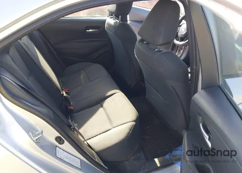 2021 Toyota Corolla Le z USA, uszkodzony, nr VIN 5YFEPMAE4MP248797